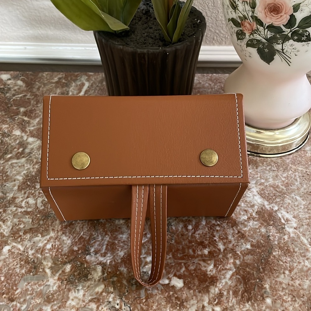 Foldable Sunglasses Storage Case For Home or Travel